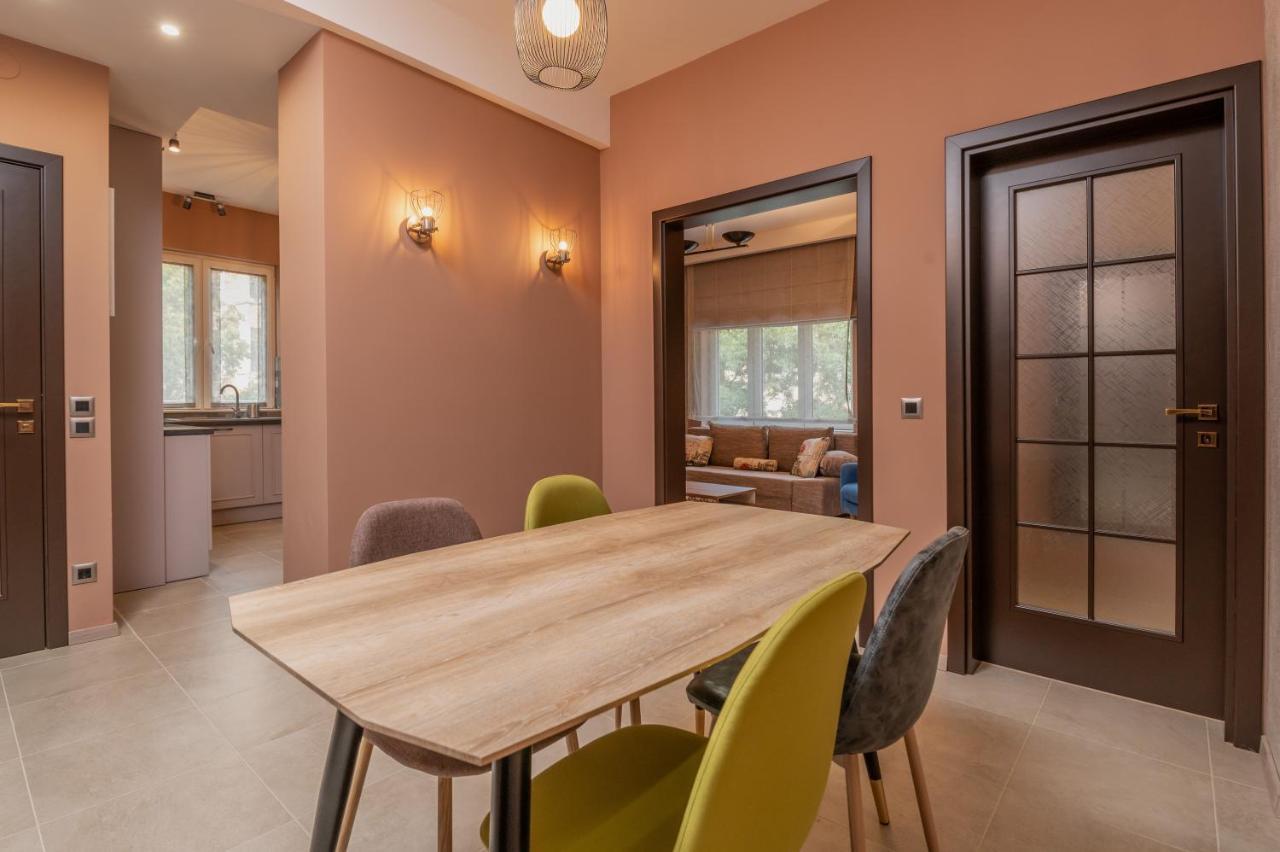 ~Angels ~ Two-Bedroom Deluxe Flat in City Centre Sofia Buitenkant foto