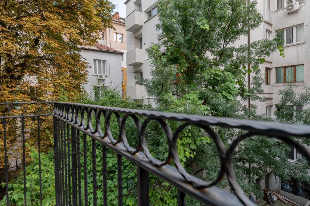 ~Angels ~ Two-Bedroom Deluxe Flat in City Centre Sofia Buitenkant foto