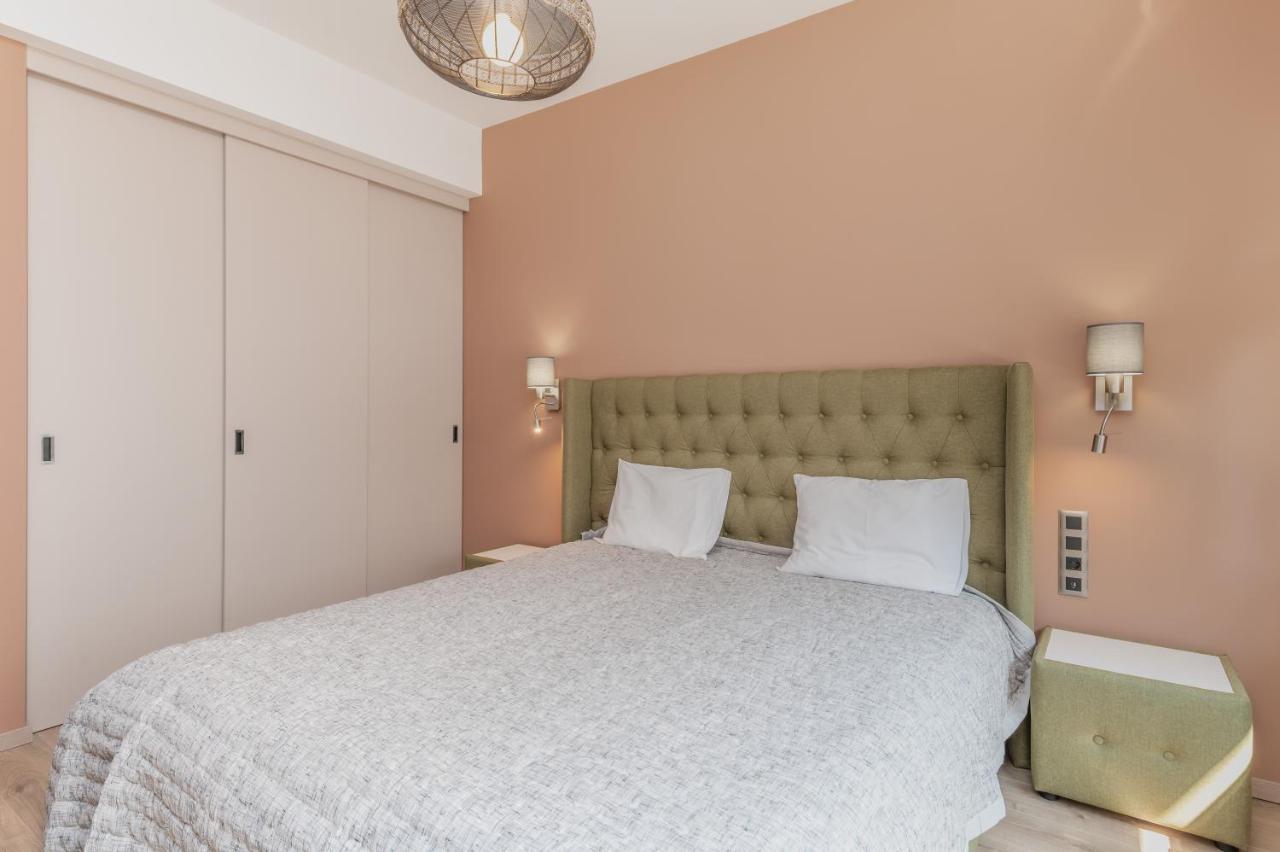 ~Angels ~ Two-Bedroom Deluxe Flat in City Centre Sofia Buitenkant foto